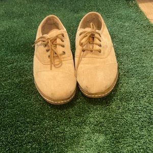 Toms men’s shoes 9.5